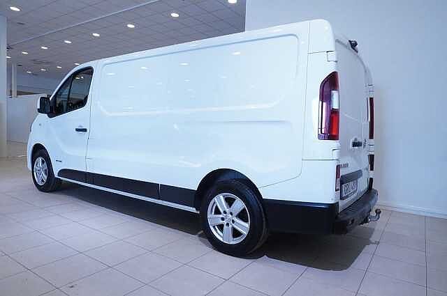 Nissan NV300